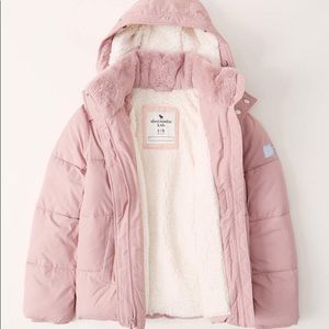 💜Abercombie and Fitch Pink Water-Resistant Puffer